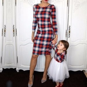 Plaid Long Sleeve Knee Length Dress